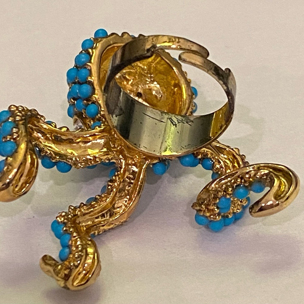 Conversation starter ring! - Picture 3 of 7